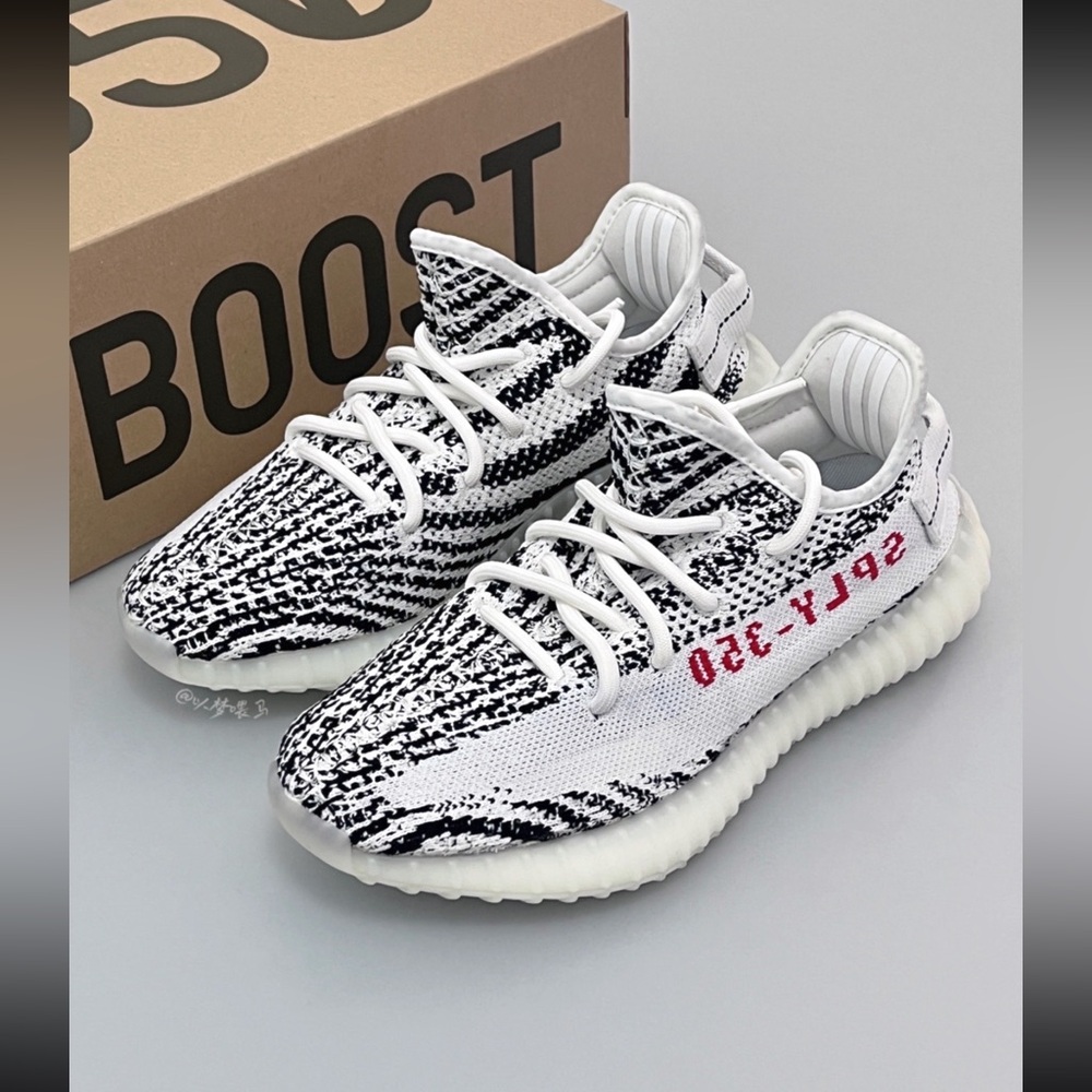 **NEW** Never Worn Yeezy Black White Red Sneakers